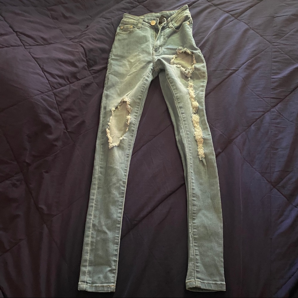 High waist distressed skinny jeans